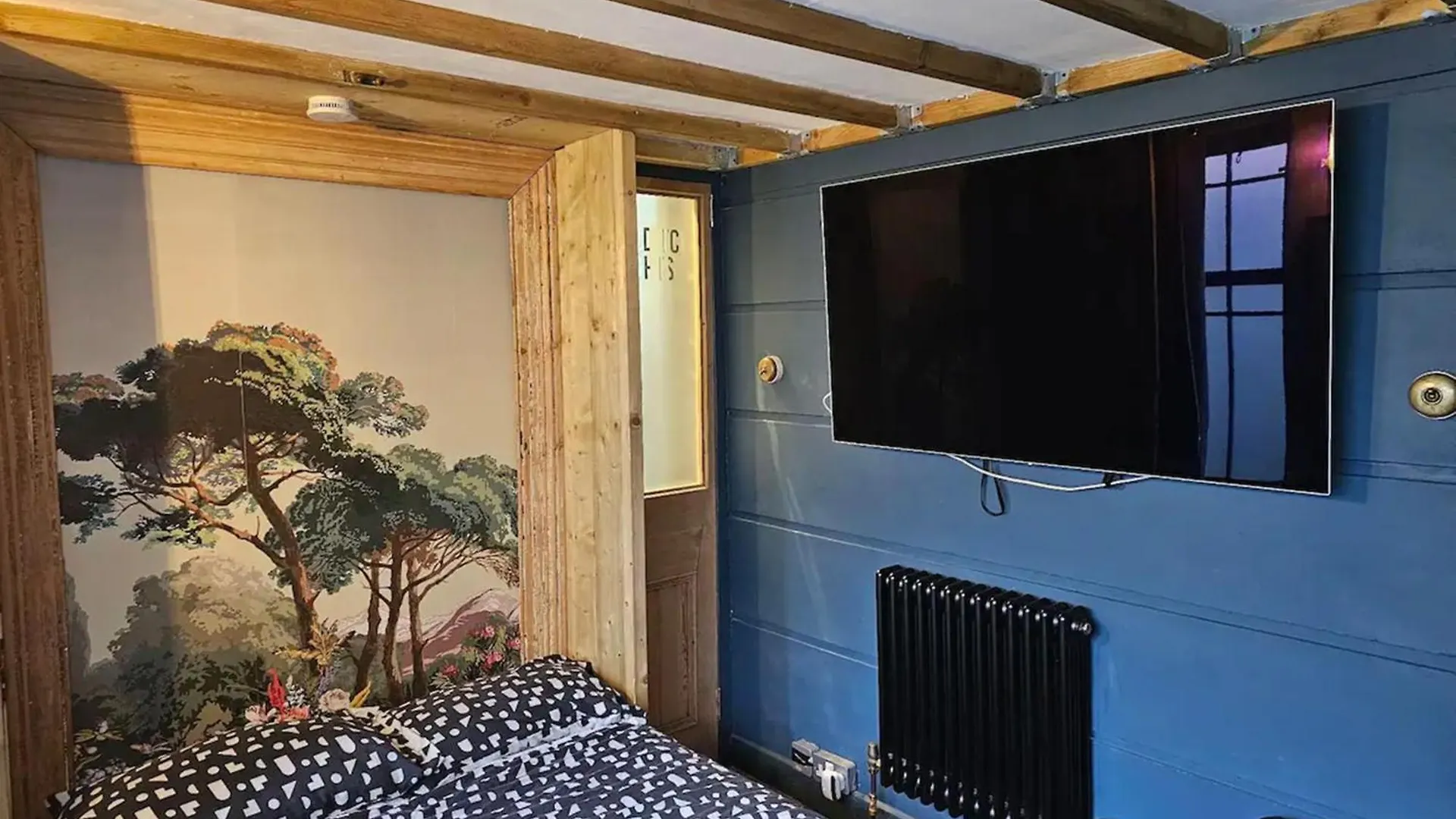 City Centre Stylish Hideaway Exeter Apartment